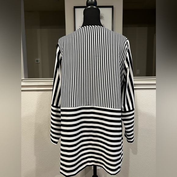 NEW CHICO’S STRIPED TUNIC - SOLD OUT - Picture 6 of 9